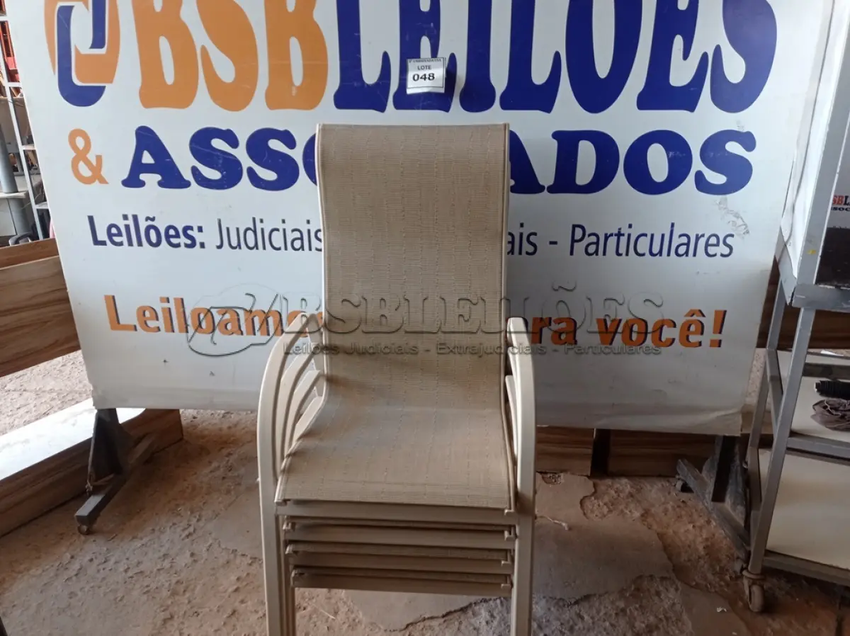 LOTE 048 - 04 CADEIRAS DE JARDIM (CHAIR GARDEN). (NO ESTADO EM QUE SE ENCONTRA. SUJEITO A AVARIAS OCULTAS/VISÍVEIS.) BF8568H/ AV9803U/ BF8568F/ BF8568E