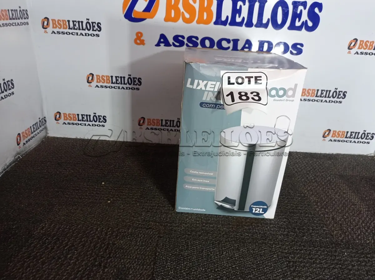 LOTE 183 - 01 LIXEIRA EM INOX C/PEDAL TAMANHO G MARCA GOEDERT GROUP 12L (SEM USO) (NO ESTADO, NÃO SABEMOS SE FUNCIONA. LEILÃO NÃO TEM GARANTIA E NEM DEVOLUÇÃO, SUJEITO A POSSÍVEIS AVARIAS VISÍVEIS/OCULTAS E/OU AUSÊNCIA DE COMPONENTES)