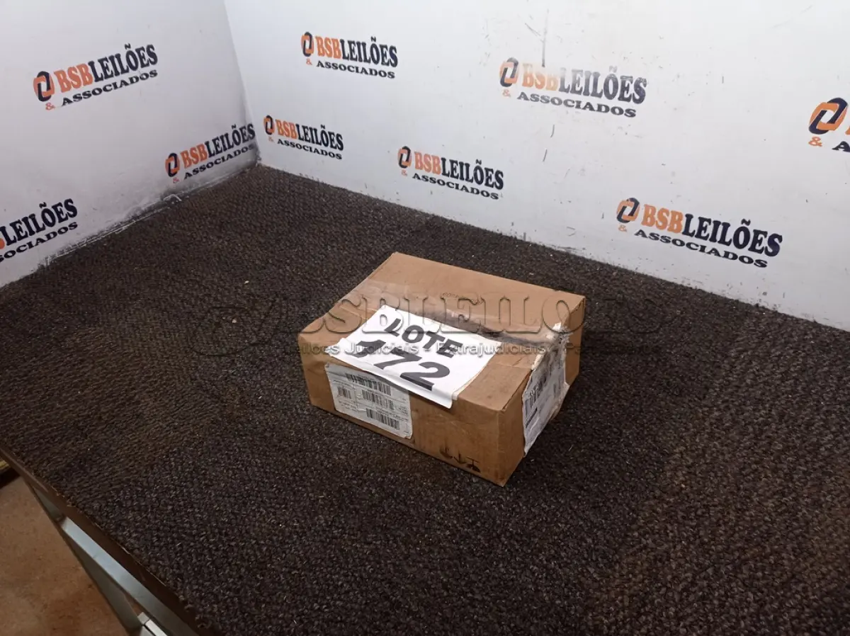 LOTE 172 - 20 - PARAFUSOS DE RODA 96MM FEY (NO ESTADO, NÃO SABEMOS SE FUNCIONA. LEILÃO NÃO TEM GARANTIA E NEM DEVOLUÇÃO, SUJEITO A POSSÍVEIS AVARIAS VISÍVEIS/OCULTAS E/OU AUSÊNCIA DE COMPONENTES)