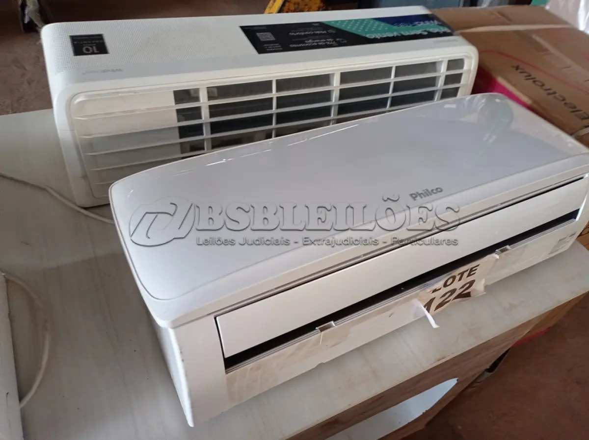 LOTE 122 - 01 – EVAPORADORA 9000 BTUS 220V PHILCO (NO ESTADO, NÃO SABEMOS SE FUNCIONA. LEILÃO NÃO TEM GARANTIA E NEM DEVOLUÇÃO, SUJEITO A POSSÍVEIS AVARIAS VISÍVEIS/OCULTAS E/OU AUSÊNCIA DE COMPONENTES)