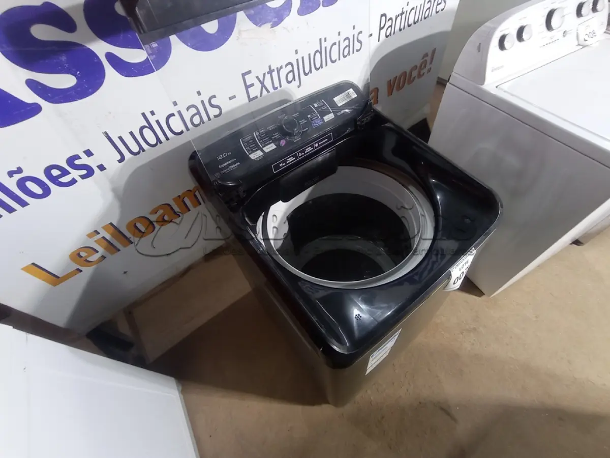LOTE 007 - 01 LAVA ROUPA MARCA PANASONIC 12KG 127V (WASHING MACHINE). (NO ESTADO EM QUE SE ENCONTRA. SUJEITO A AVARIAS OCULTAS/VISÍVEIS.) BH1643K