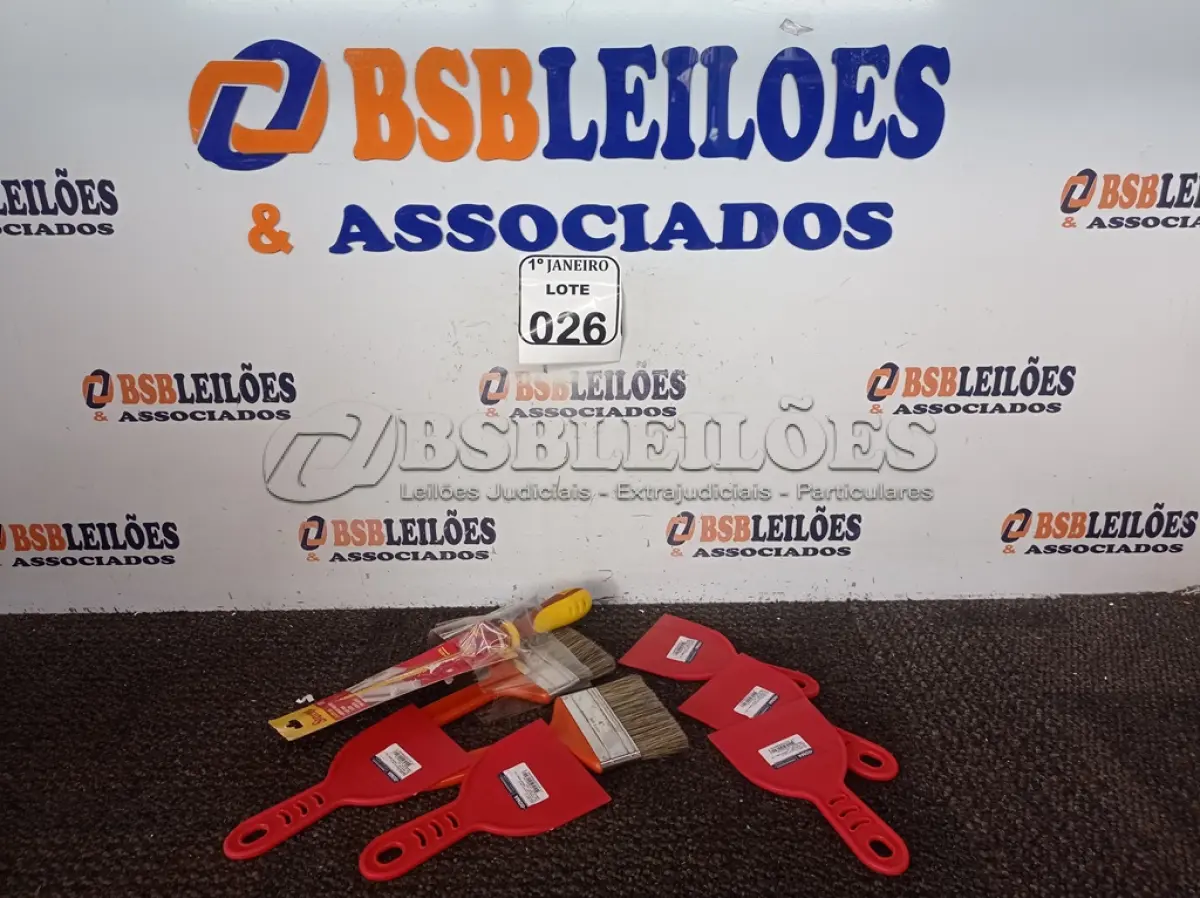 LOTE 026 - 02 PINCEIS, 01 CERROTE E 05 ESPÁTULAS DE PLÁSTICO P/GESSO MARCAS E MODELOS DIVERSOS (NOVO). (NO ESTADO) ATENÇÃO! FAZER A VISITAÇÃO ANTES DE ARREMATAR, NÃO SABEMOS SE FUNCIONA. LEILÃO NÃO TEM GARANTIA E NEM DEVOLUÇÃO, SUJEITO A POSSÍVEIS AVARIAS VISÍVEIS/OCULTAS E/OU AUSÊNCIA DE COMPONENTES.