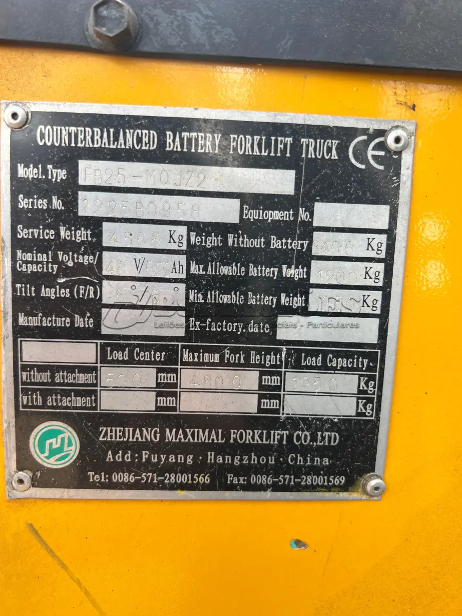 LOTE 009 - 01 EMPILHADEIRA  MÁXIMA ELÉTRICA , CAPACIDADE: 2.500 KG, ALTURA: 6 METROS, HORAS: 3.327, ANO 2014 EM OPERAÇÃO (NO ESTADO) (AGENDAR)