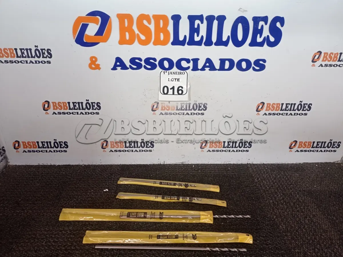 LOTE 016 - 02 BROCAS MOURÃO 5/16 X 280MM” E 02 BROCAS MOURÃO 5/16 X 400MM” MARCA FERTAK TOOLS (NOVO) (NO ESTADO) ATENÇÃO! FAZER A VISITAÇÃO ANTES DE ARREMATAR, NÃO SABEMOS SE FUNCIONA. LEILÃO NÃO TEM GARANTIA E NEM DEVOLUÇÃO, SUJEITO A POSSÍVEIS AVARIAS VISÍVEIS/OCULTAS E/OU AUSÊNCIA DE COMPONENTES.