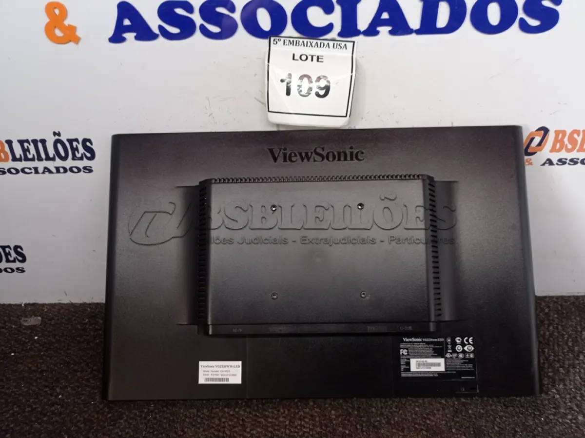 LOTE 109 - 01 SONIC MONITOR VIEW SONIC VG2236WM.  (NO ESTADO EM QUE SE ENCONTRA. SUJEITO A AVARIAS OCULTAS/VISÍVEIS.)