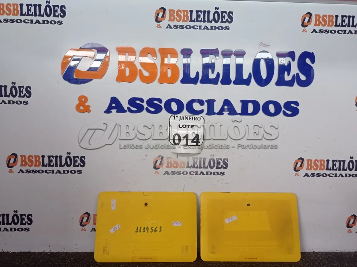 LOTE 014 - 02 TABLETS MARCA POSITIVO C/AVARIAS S/CARREGADOR. (NO ESTADO) ATENÇÃO! FAZER A VISITAÇÃO ANTES DE ARREMATAR, NÃO SABEMOS SE FUNCIONA. LEILÃO NÃO TEM GARANTIA E NEM DEVOLUÇÃO, SUJEITO A POSSÍVEIS AVARIAS VISÍVEIS/OCULTAS E/OU AUSÊNCIA DE COMPONENTES.