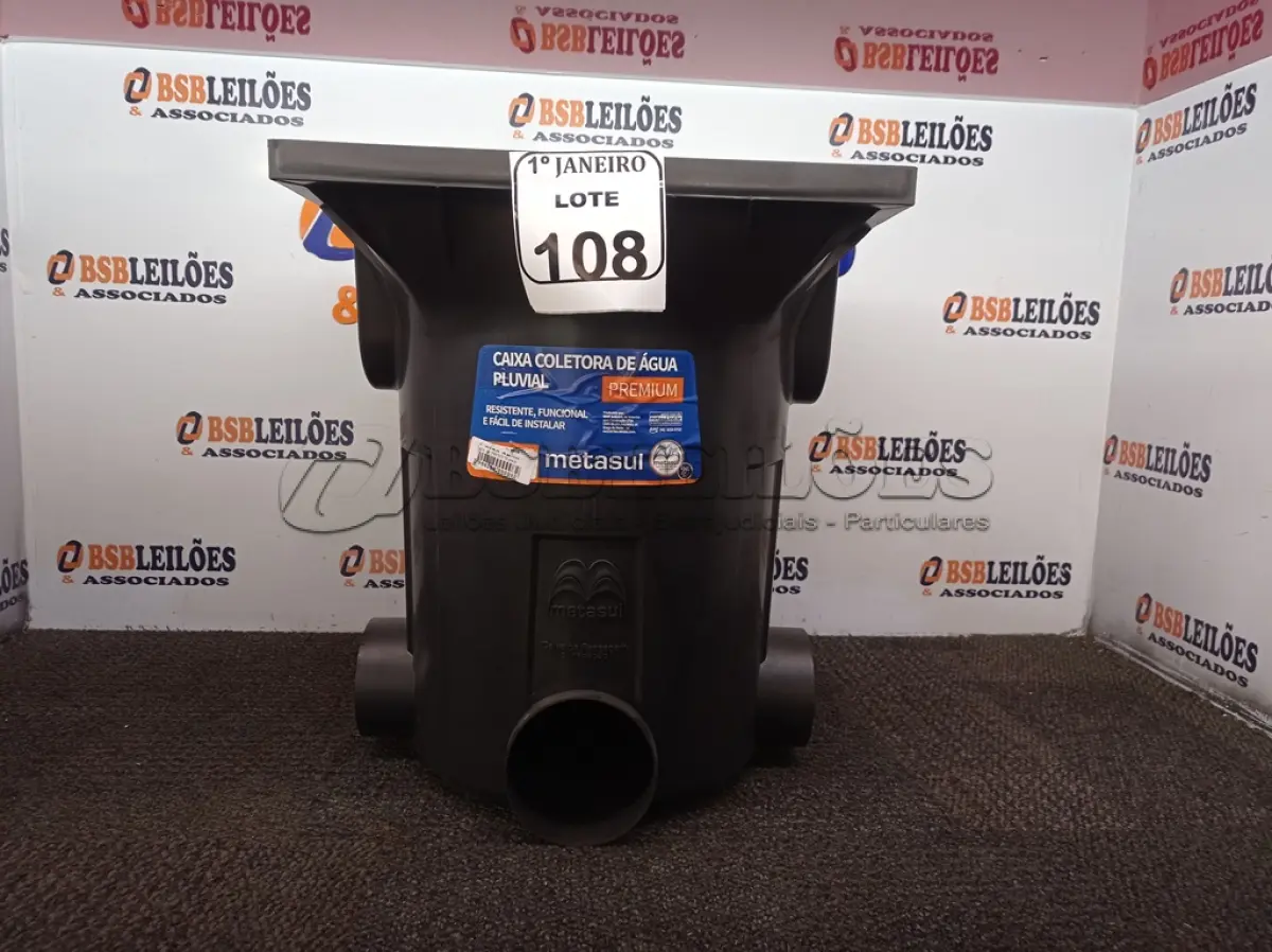LOTE 108 - 01 CAIXA COLETORA DE ÁGUA PLUVIAL, MEDINDO 41CMX48CMX41CM MARCA METASUL. (NOVO) (NO ESTADO) ATENÇÃO! FAZER A VISITAÇÃO ANTES DE ARREMATAR, NÃO SABEMOS SE FUNCIONA. LEILÃO NÃO TEM GARANTIA E NEM DEVOLUÇÃO, SUJEITO A POSSÍVEIS AVARIAS VISÍVEIS/OCULTAS E/OU AUSÊNCIA DE COMPONENTES.