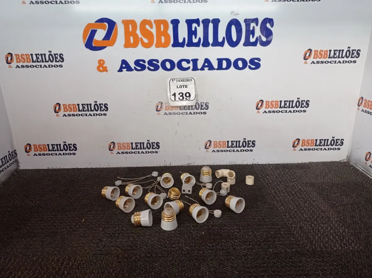 LOTE 139