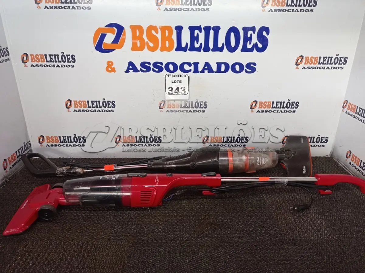 LOTE 343 - 02 ASPIRADORES DE PÓ PORTÁTIL MARCA PHILLIPS E MONDIAL. (NO ESTADO) ATENÇÃO! FAZER A VISITAÇÃO ANTES DE ARREMATAR, NÃO SABEMOS SE FUNCIONA. LEILÃO NÃO TEM GARANTIA E NEM DEVOLUÇÃO, SUJEITO A POSSÍVEIS AVARIAS VISÍVEIS/OCULTAS E/OU AUSÊNCIA DE COMPONENTES.