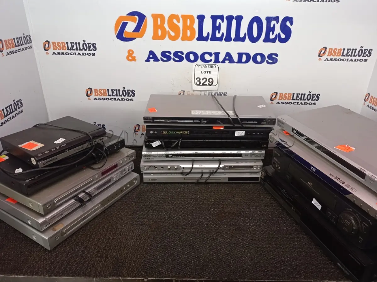 LOTE 329