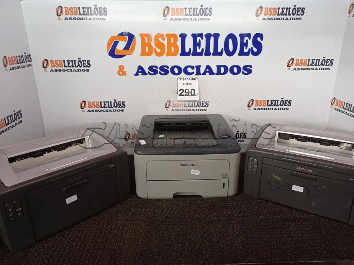 LOTE 290 - 03 IMPRESSORAS MARCAS LEXMARK E SAMSUNG. (NO ESTADO) ATENÇÃO! FAZER A VISITAÇÃO ANTES DE ARREMATAR, NÃO SABEMOS SE FUNCIONA. LEILÃO NÃO TEM GARANTIA E NEM DEVOLUÇÃO, SUJEITO A POSSÍVEIS AVARIAS VISÍVEIS/OCULTAS E/OU AUSÊNCIA DE COMPONENTES.