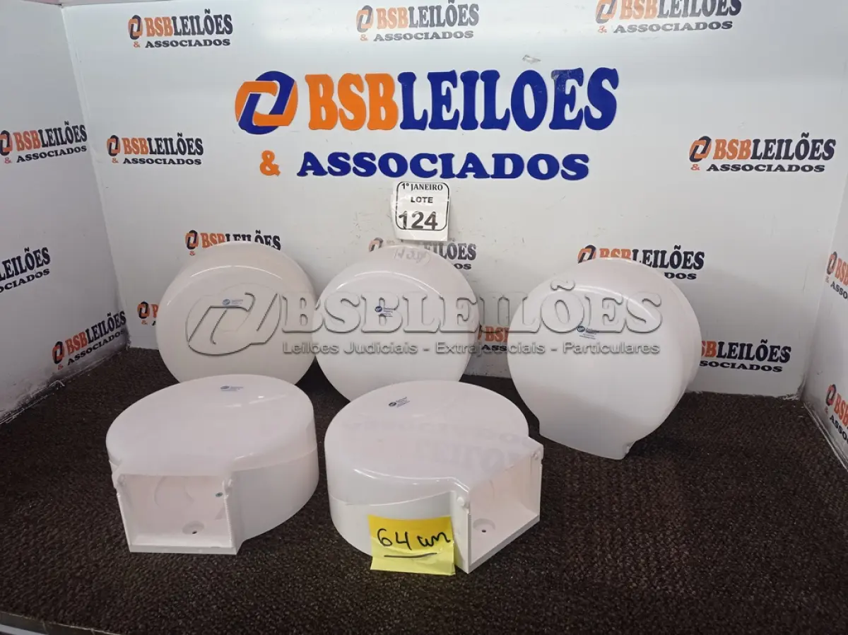 LOTE 124 - 05 PORTAS DISPENSER DE PAPEL. (NO ESTADO) ATENÇÃO! FAZER A VISITAÇÃO ANTES DE ARREMATAR, NÃO SABEMOS SE FUNCIONA. LEILÃO NÃO TEM GARANTIA E NEM DEVOLUÇÃO, SUJEITO A POSSÍVEIS AVARIAS VISÍVEIS/OCULTAS E/OU AUSÊNCIA DE COMPONENTES.
