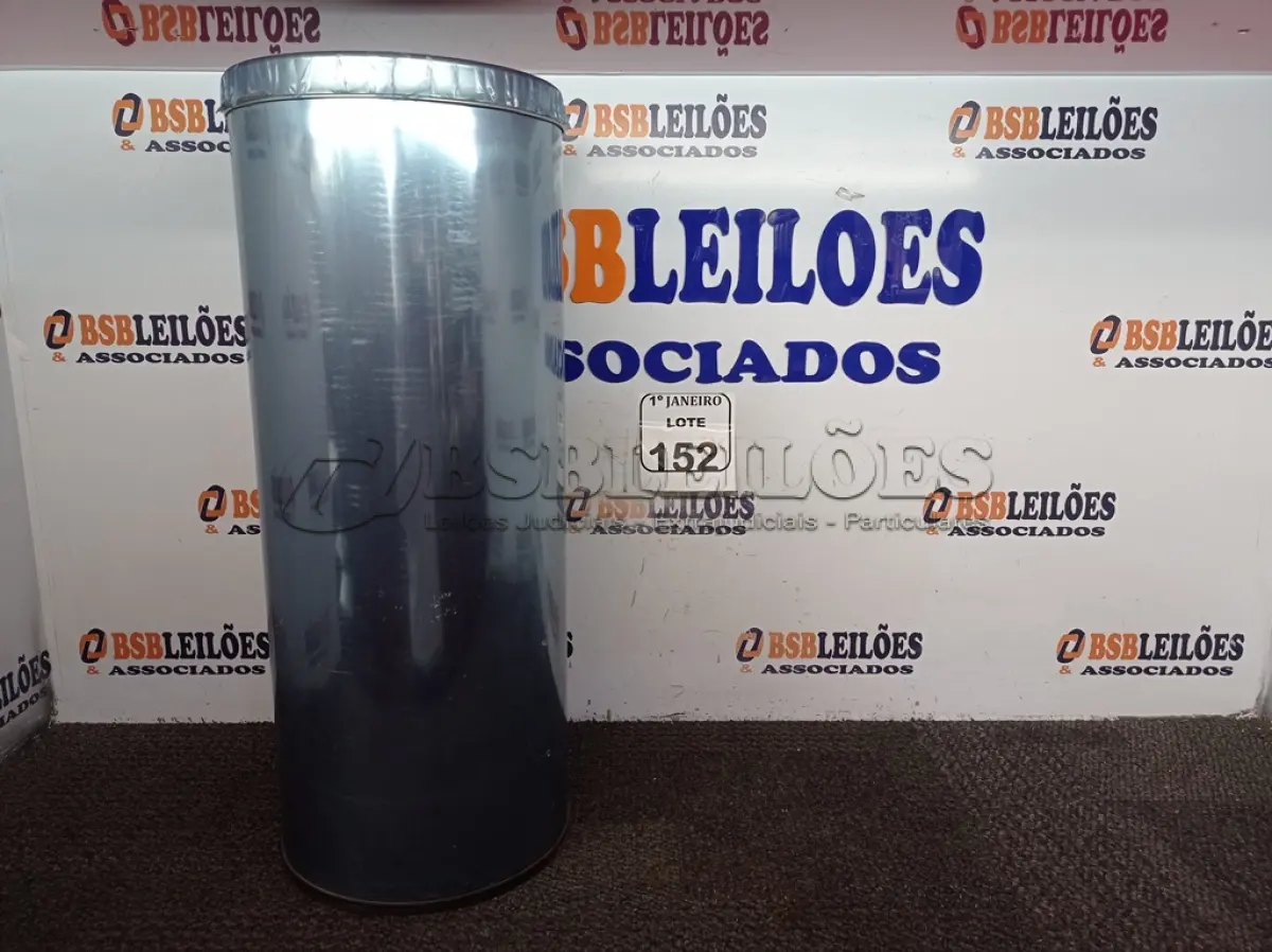 LOTE 152 - 01 LIXEIRA EM INOX. (NOVA) (NO ESTADO) ATENÇÃO! FAZER A VISITAÇÃO ANTES DE ARREMATAR, NÃO SABEMOS SE FUNCIONA. LEILÃO NÃO TEM GARANTIA E NEM DEVOLUÇÃO, SUJEITO A POSSÍVEIS AVARIAS VISÍVEIS/OCULTAS E/OU AUSÊNCIA DE COMPONENTES.