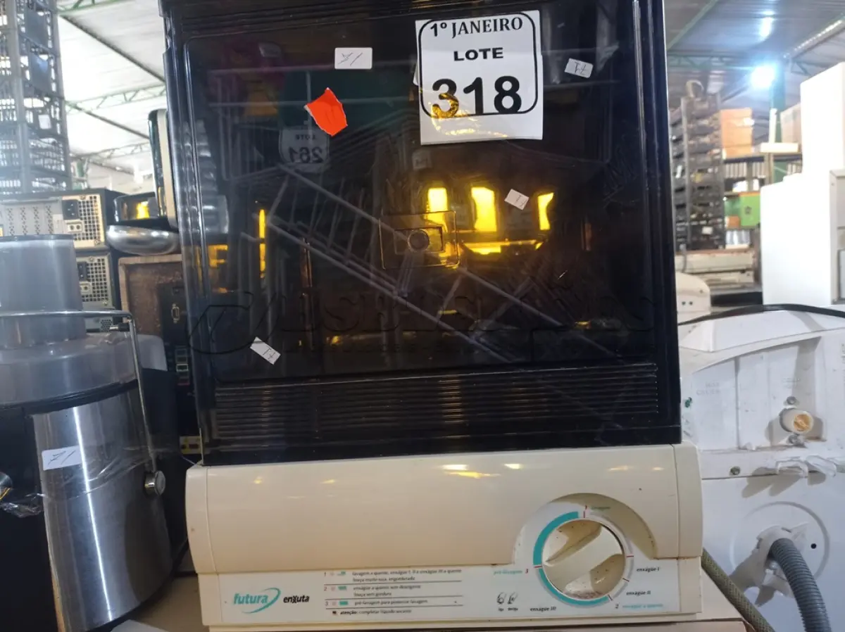 LOTE 318 - 01 LAVA LOUÇAS MARCA ENXUTA (NO ESTADO) ATENÇÃO! FAZER A VISITAÇÃO ANTES DE ARREMATAR, NÃO SABEMOS SE FUNCIONA. LEILÃO NÃO TEM GARANTIA E NEM DEVOLUÇÃO, SUJEITO A POSSÍVEIS AVARIAS VISÍVEIS/OCULTAS E/OU AUSÊNCIA DE COMPONENTES.