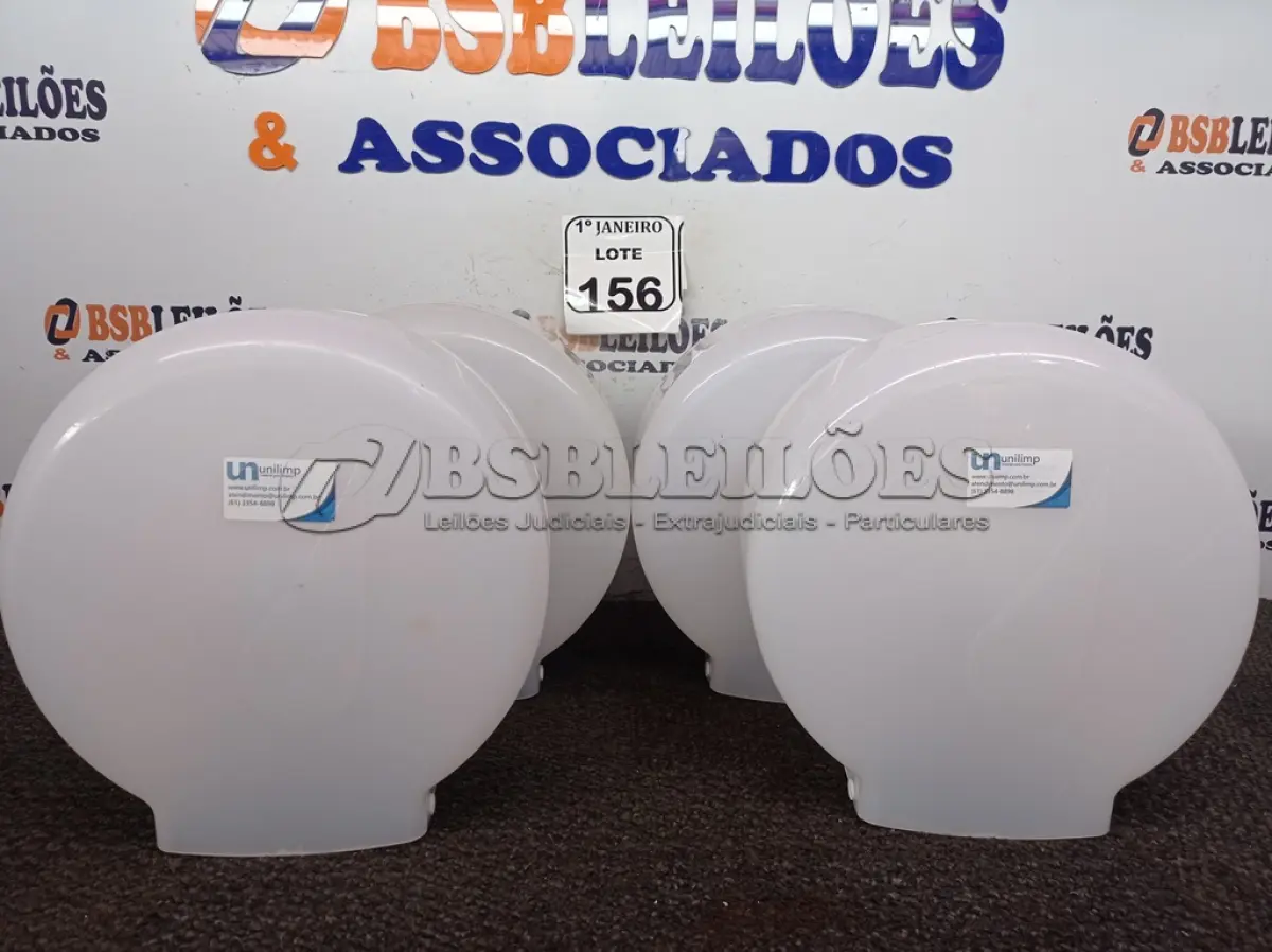 LOTE 156 - 04 PORTAS DISPENSER DE PAPEL. (NO ESTADO) ATENÇÃO! FAZER A VISITAÇÃO ANTES DE ARREMATAR, NÃO SABEMOS SE FUNCIONA. LEILÃO NÃO TEM GARANTIA E NEM DEVOLUÇÃO, SUJEITO A POSSÍVEIS AVARIAS VISÍVEIS/OCULTAS E/OU AUSÊNCIA DE COMPONENTES.