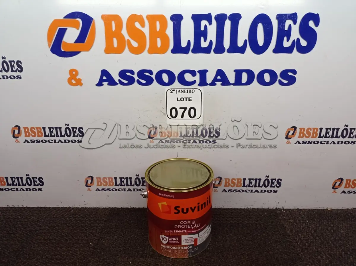 LOTE 070 - 01 LATA DE TINTA SUVINIL ESMALTE PREMIUM INTERIOR/EXTERIOR 3,6L NA COR VERMELHA. (NO ESTADO) ATENÇÃO! FAZER A VISITAÇÃO ANTES DE ARREMATAR, NÃO SABEMOS SE FUNCIONA. LEILÃO NÃO TEM GARANTIA E NEM DEVOLUÇÃO, SUJEITO A POSSÍVEIS AVARIAS VISÍVEIS/OCULTAS E/OU AUSÊNCIA DE COMPONENTES.