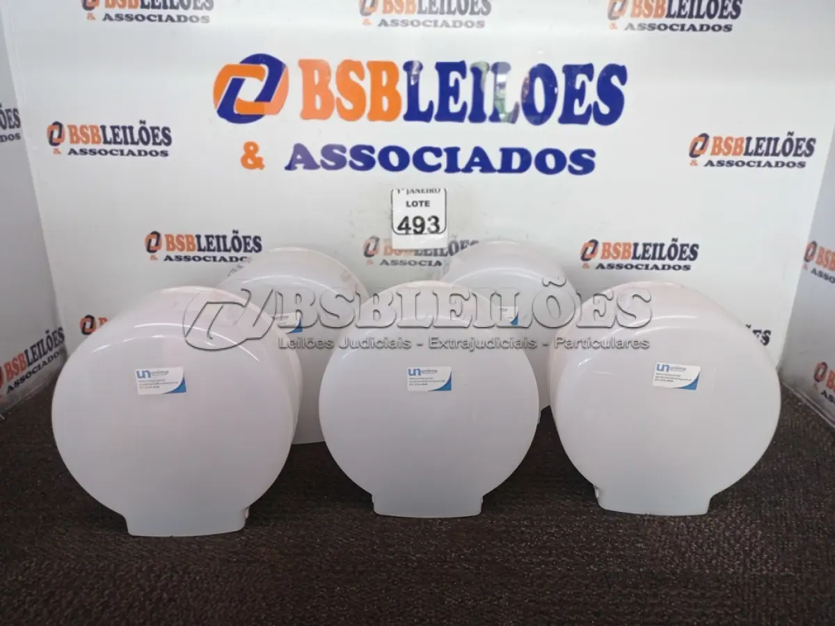 LOTE 493 - 05 PORTAS DE DISPENSERS DE PAPEL. (NO ESTADO) ATENÇÃO! FAZER A VISITAÇÃO ANTES DE ARREMATAR, NÃO SABEMOS SE FUNCIONA. LEILÃO NÃO TEM GARANTIA E NEM DEVOLUÇÃO, SUJEITO A POSSÍVEIS AVARIAS VISÍVEIS/OCULTAS E/OU AUSÊNCIA DE COMPONENTES.