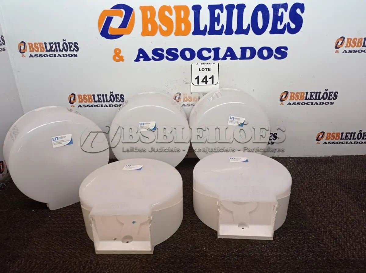 LOTE 141 - 05 DISPENSES P/PAPEL. (NO ESTADO) ATENÇÃO! FAZER A VISITAÇÃO ANTES DE ARREMATAR, NÃO SABEMOS SE FUNCIONA. LEILÃO NÃO TEM GARANTIA E NEM DEVOLUÇÃO, SUJEITO A POSSÍVEIS AVARIAS VISÍVEIS/OCULTAS E/OU AUSÊNCIA DE COMPONENTES.