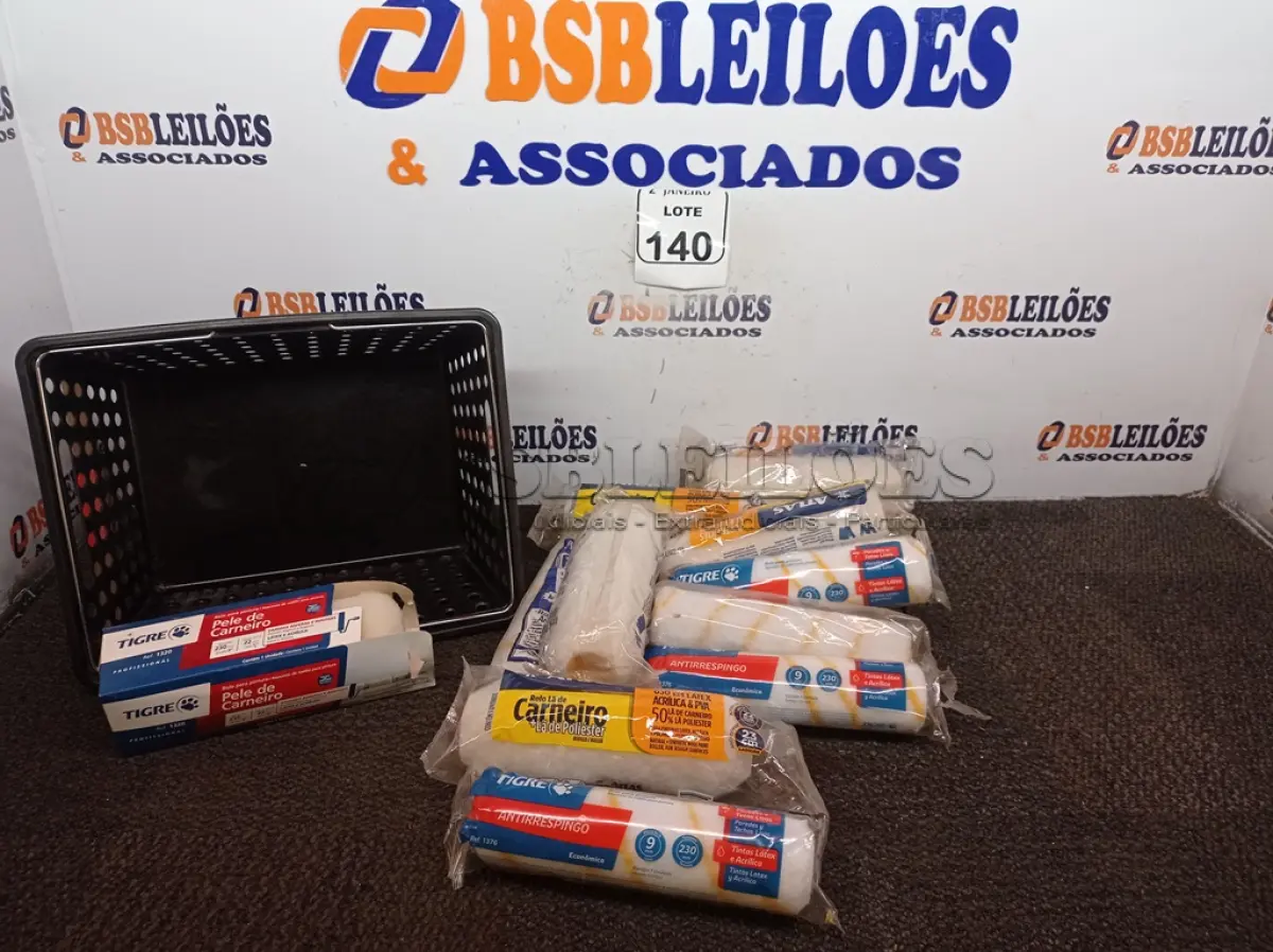 LOTE 140 - 11 ROLOS P/PINTURA MARCAS E MODELOS DIVERSOS. (NOVO). (NO ESTADO) ATENÇÃO! FAZER A VISITAÇÃO ANTES DE ARREMATAR, NÃO SABEMOS SE FUNCIONA. LEILÃO NÃO TEM GARANTIA E NEM DEVOLUÇÃO, SUJEITO A POSSÍVEIS AVARIAS VISÍVEIS/OCULTAS E/OU AUSÊNCIA DE COMPONENTES.
