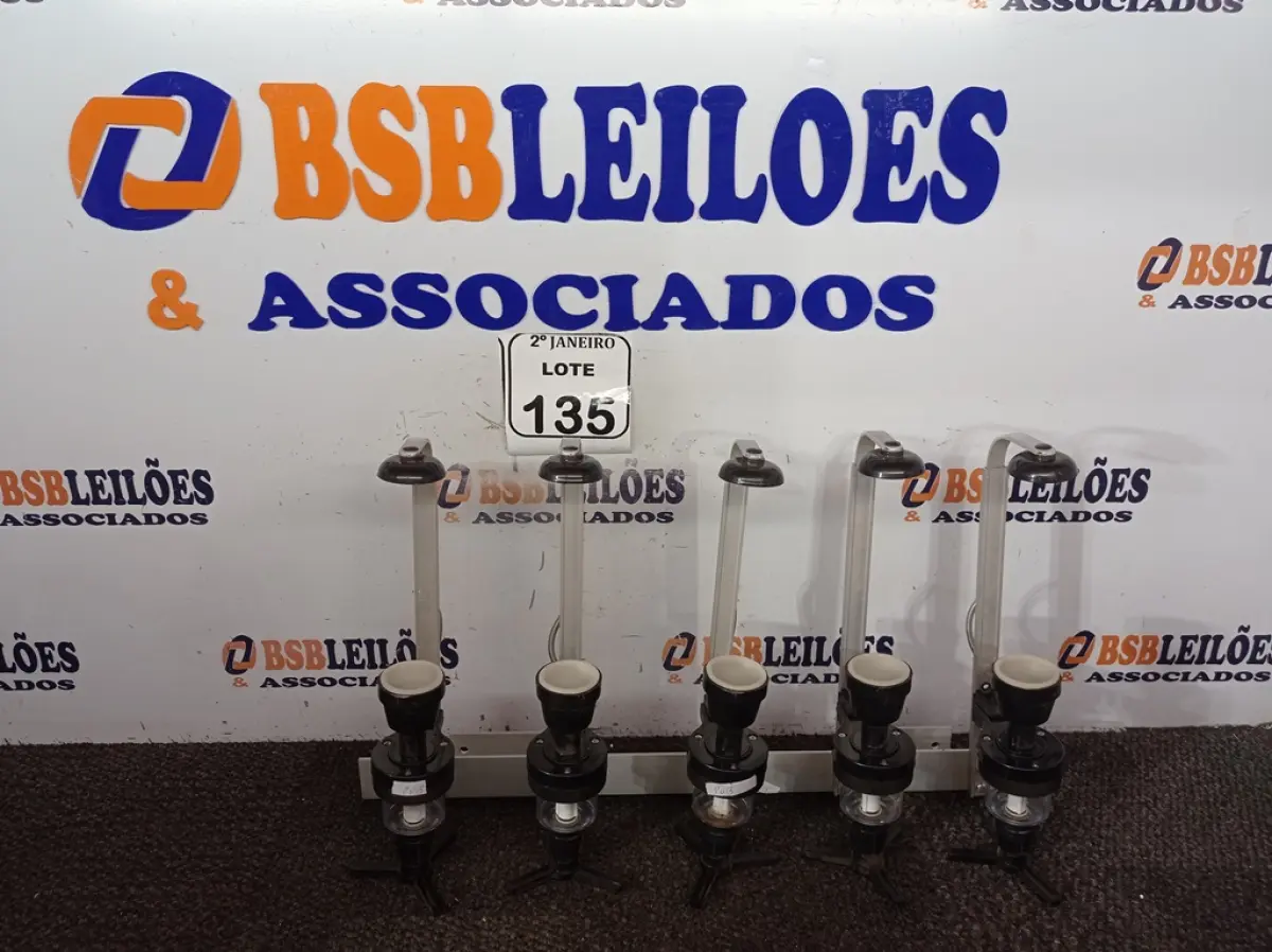 LOTE 135
