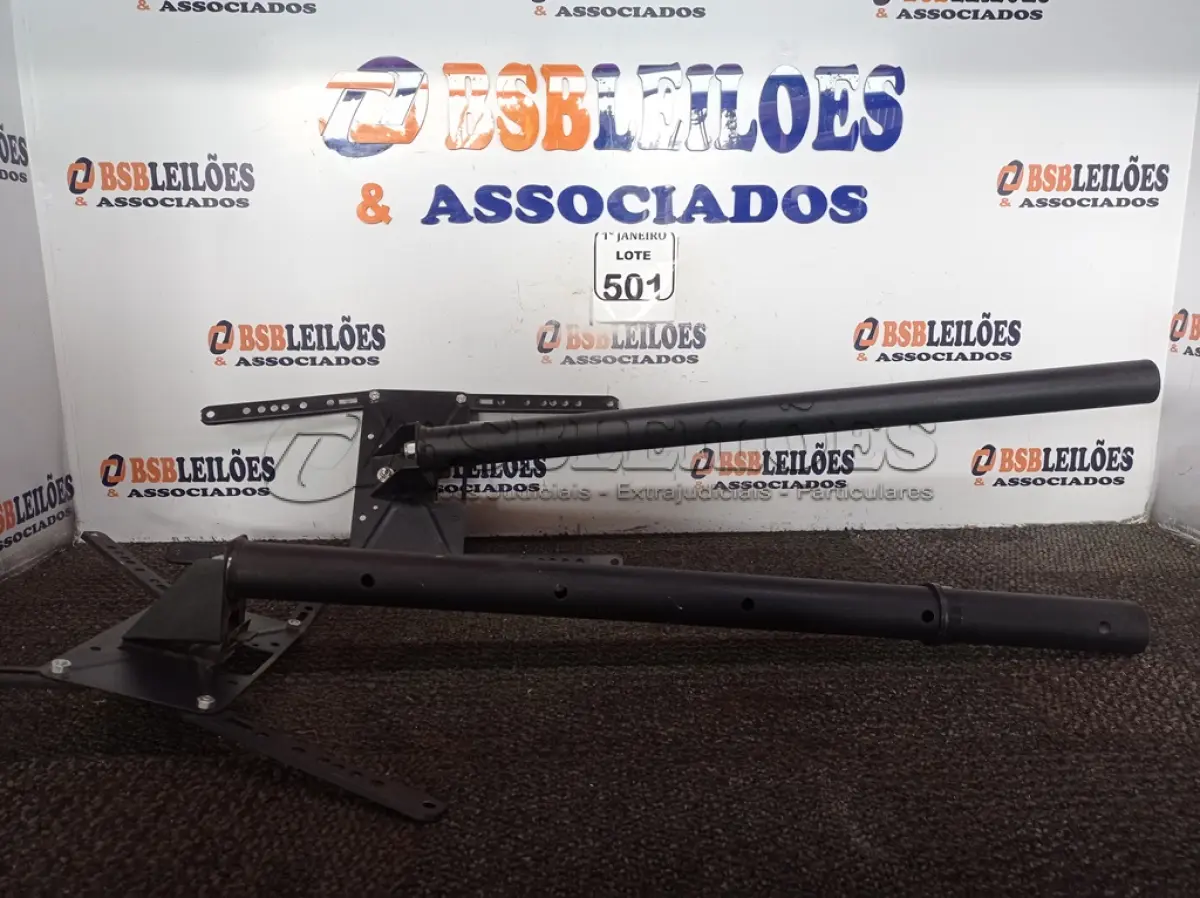 LOTE 501 - 02 SUPORTES P/TV DE FERRO. (NO ESTADO) ATENÇÃO! FAZER A VISITAÇÃO ANTES DE ARREMATAR, NÃO SABEMOS SE FUNCIONA. LEILÃO NÃO TEM GARANTIA E NEM DEVOLUÇÃO, SUJEITO A POSSÍVEIS AVARIAS VISÍVEIS/OCULTAS E/OU AUSÊNCIA DE COMPONENTES.