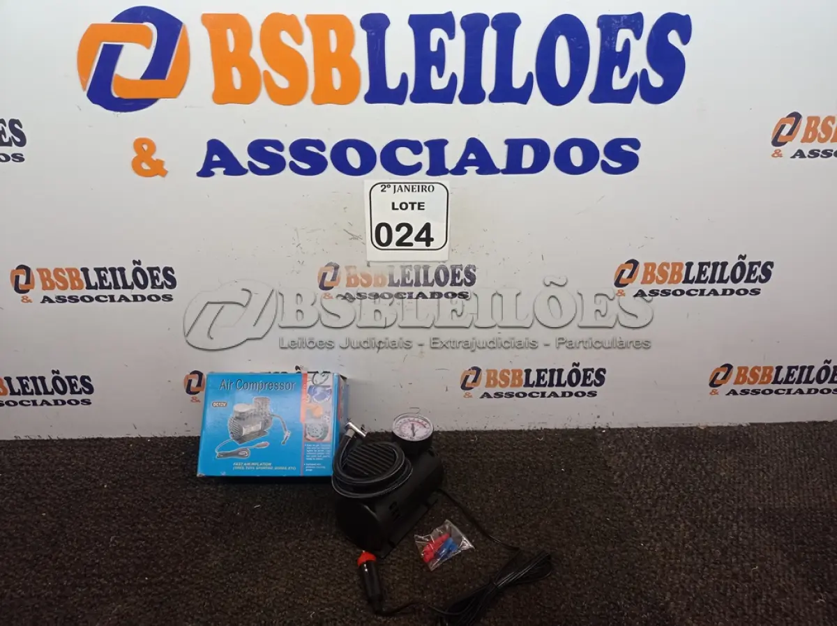 LOTE 024 - 01 MINI COMPRESSOR DE AR VEICULAR DC12V. (NO ESTADO) ATENÇÃO! FAZER A VISITAÇÃO ANTES DE ARREMATAR, NÃO SABEMOS SE FUNCIONA. LEILÃO NÃO TEM GARANTIA E NEM DEVOLUÇÃO, SUJEITO A POSSÍVEIS AVARIAS VISÍVEIS/OCULTAS E/OU AUSÊNCIA DE COMPONENTES.
