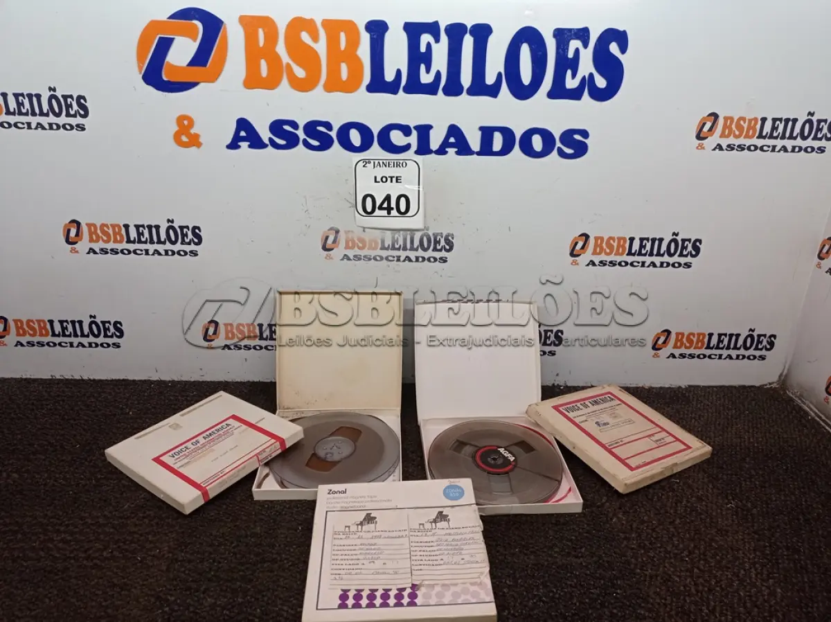 LOTE 040 - 05 FITAS P/GRAVADOR DE ROLOS ANTIGAS. (NO ESTADO) ATENÇÃO! FAZER A VISITAÇÃO ANTES DE ARREMATAR, NÃO SABEMOS SE FUNCIONA. LEILÃO NÃO TEM GARANTIA E NEM DEVOLUÇÃO, SUJEITO A POSSÍVEIS AVARIAS VISÍVEIS/OCULTAS E/OU AUSÊNCIA DE COMPONENTES.