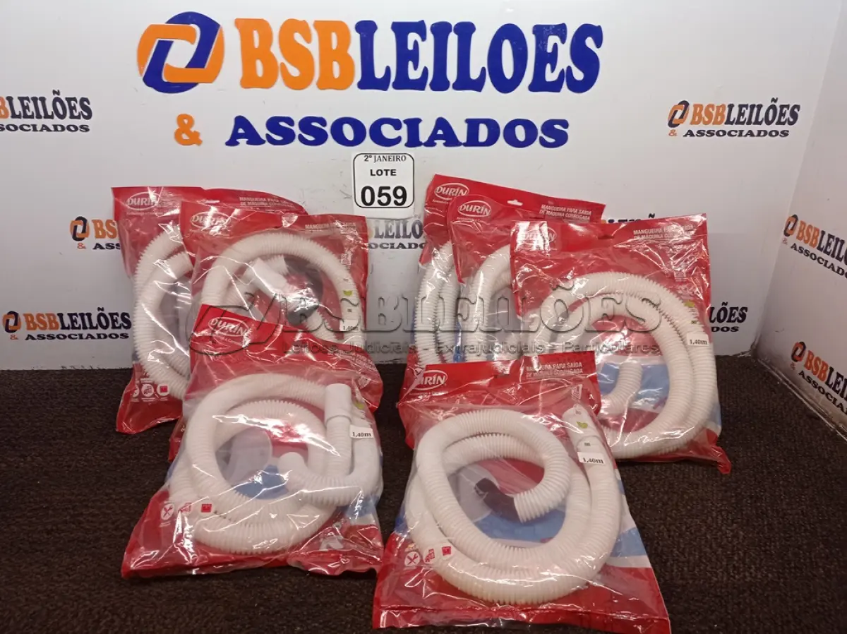 LOTE 059 - 07 MANGUEIRAS CORRUGADAS P/MÁQUINAS DE LAVAR (NOVO). (NO ESTADO) ATENÇÃO! FAZER A VISITAÇÃO ANTES DE ARREMATAR, NÃO SABEMOS SE FUNCIONA. LEILÃO NÃO TEM GARANTIA E NEM DEVOLUÇÃO, SUJEITO A POSSÍVEIS AVARIAS VISÍVEIS/OCULTAS E/OU AUSÊNCIA DE COMPONENTES.
