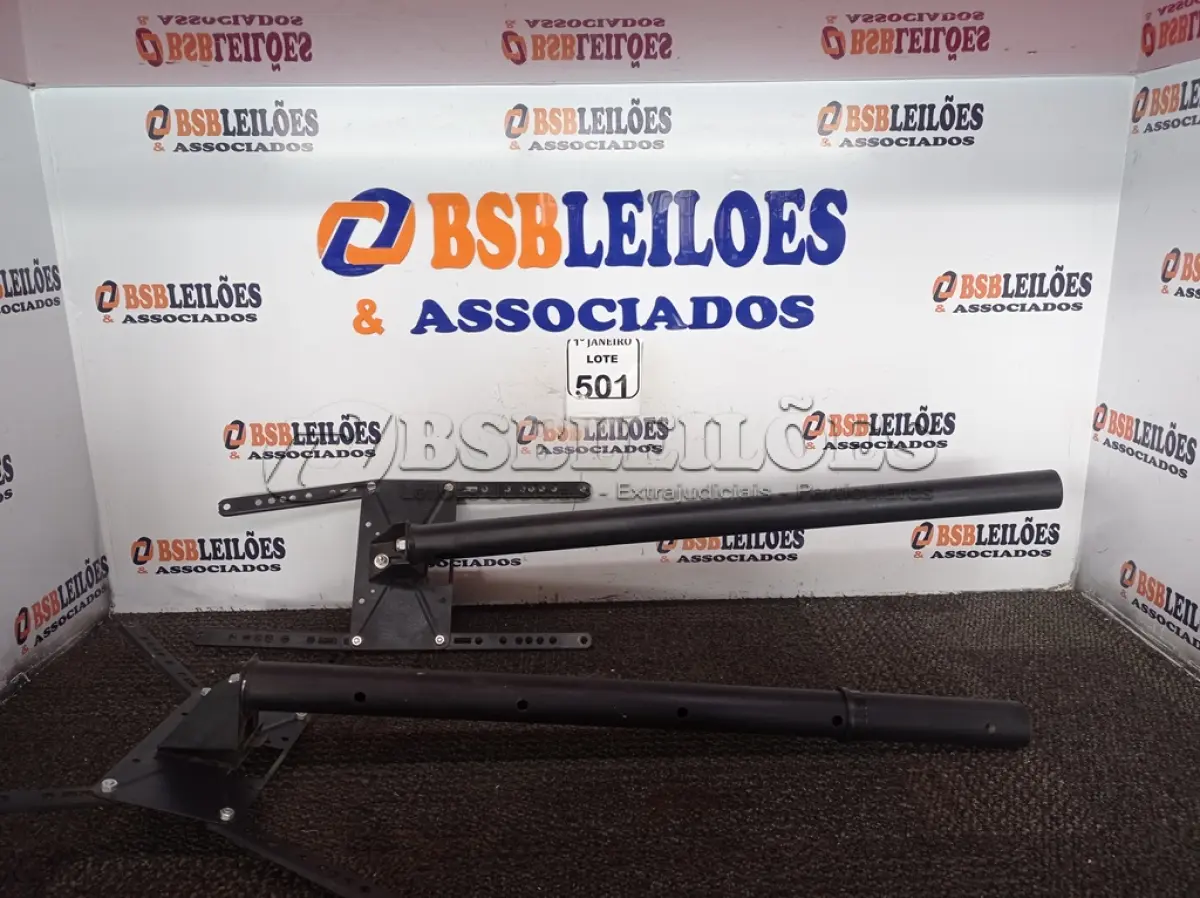LOTE 501 - 02 SUPORTES P/TV DE FERRO. (NO ESTADO) ATENÇÃO! FAZER A VISITAÇÃO ANTES DE ARREMATAR, NÃO SABEMOS SE FUNCIONA. LEILÃO NÃO TEM GARANTIA E NEM DEVOLUÇÃO, SUJEITO A POSSÍVEIS AVARIAS VISÍVEIS/OCULTAS E/OU AUSÊNCIA DE COMPONENTES.