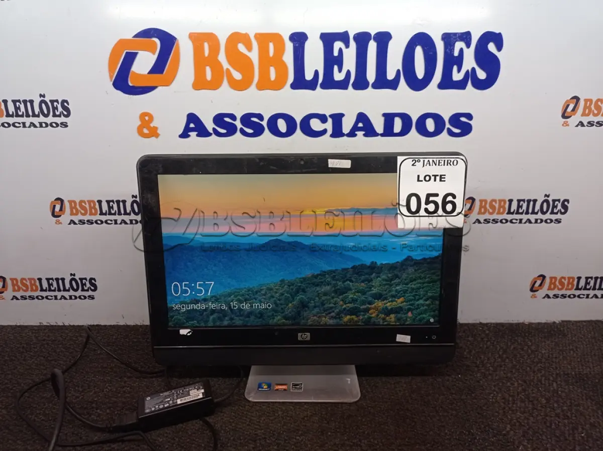 LOTE 056 - 01 ALL IN ONE MARCA HP. (NO ESTADO) ATENÇÃO! FAZER A VISITAÇÃO ANTES DE ARREMATAR, NÃO SABEMOS SE FUNCIONA. LEILÃO NÃO TEM GARANTIA E NEM DEVOLUÇÃO, SUJEITO A POSSÍVEIS AVARIAS VISÍVEIS/OCULTAS E/OU AUSÊNCIA DE COMPONENTES.