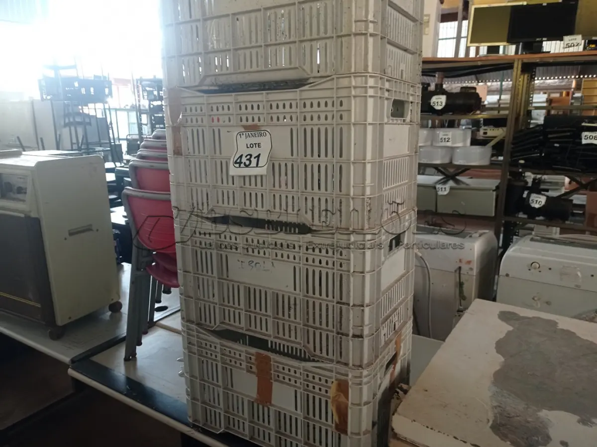 LOTE 431 - 04 CAIXAS DE PLÁSTICO ORGANIZADORAS. (NO ESTADO) ATENÇÃO! FAZER A VISITAÇÃO ANTES DE ARREMATAR, NÃO SABEMOS SE FUNCIONA. LEILÃO NÃO TEM GARANTIA E NEM DEVOLUÇÃO, SUJEITO A POSSÍVEIS AVARIAS VISÍVEIS/OCULTAS E/OU AUSÊNCIA DE COMPONENTES.