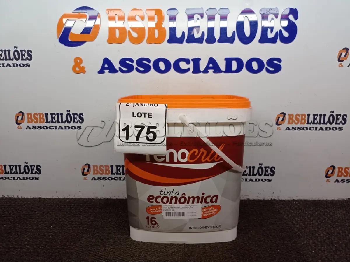 LOTE 175 - 01 BALDE DE TINTA RENOCRIL COR BRANCO NEVE 16L. (NO ESTADO) ATENÇÃO! FAZER A VISITAÇÃO ANTES DE ARREMATAR, NÃO SABEMOS SE FUNCIONA. LEILÃO NÃO TEM GARANTIA E NEM DEVOLUÇÃO, SUJEITO A POSSÍVEIS AVARIAS VISÍVEIS/OCULTAS E/OU AUSÊNCIA DE COMPONENTES.