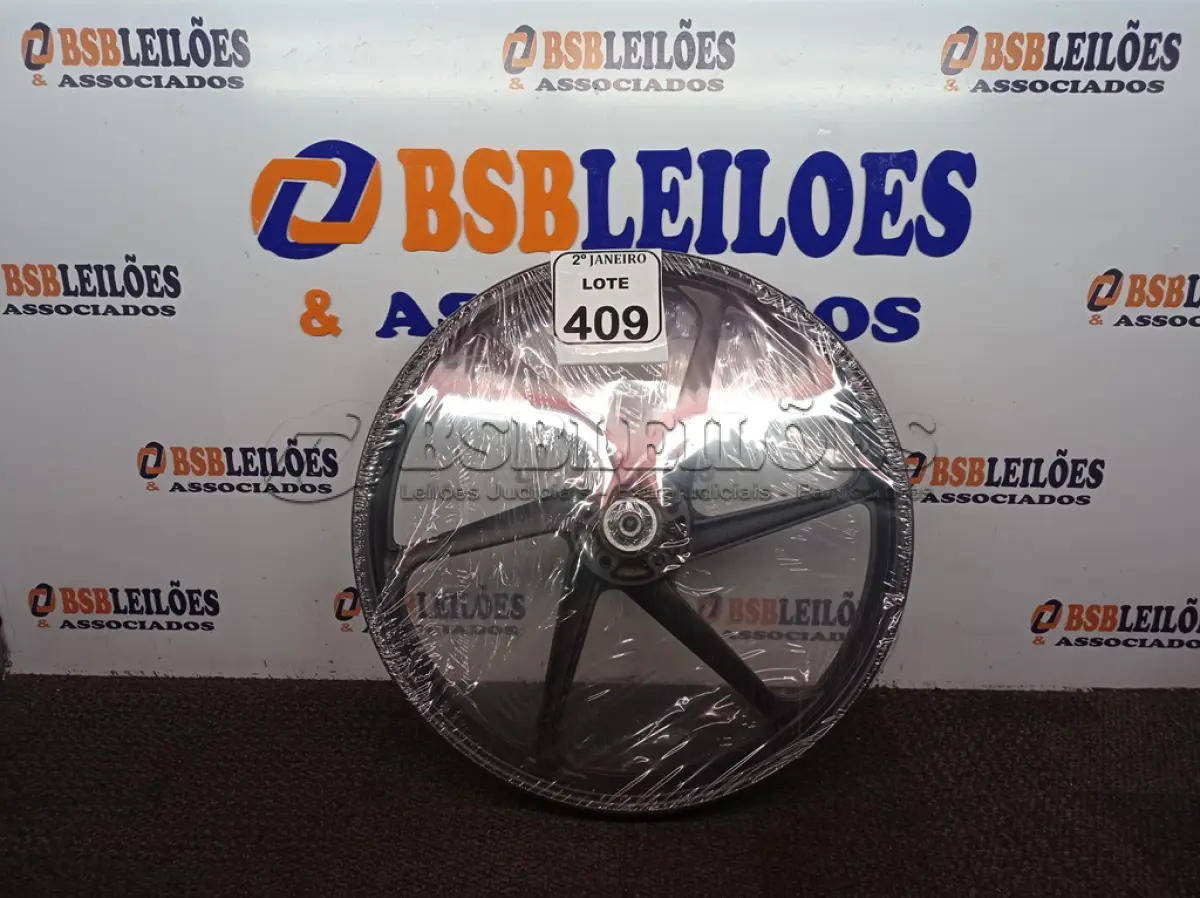 LOTE 409 - 01 RODA P/MOTO CG ARO “17 PARA QUALQUER CG (NOVO). (NO ESTADO) ATENÇÃO! FAZER A VISITAÇÃO ANTES DE ARREMATAR, NÃO SABEMOS SE FUNCIONA. LEILÃO NÃO TEM GARANTIA E NEM DEVOLUÇÃO, SUJEITO A POSSÍVEIS AVARIAS VISÍVEIS/OCULTAS E/OU AUSÊNCIA DE COMPONENTES.