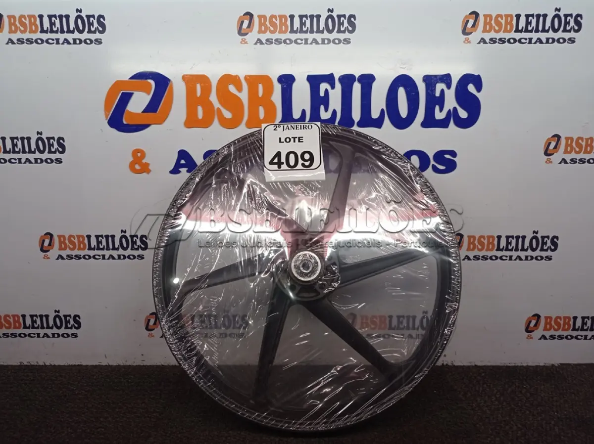 LOTE 409 - 01 RODA P/MOTO CG ARO “17 PARA QUALQUER CG (NOVO). (NO ESTADO) ATENÇÃO! FAZER A VISITAÇÃO ANTES DE ARREMATAR, NÃO SABEMOS SE FUNCIONA. LEILÃO NÃO TEM GARANTIA E NEM DEVOLUÇÃO, SUJEITO A POSSÍVEIS AVARIAS VISÍVEIS/OCULTAS E/OU AUSÊNCIA DE COMPONENTES.