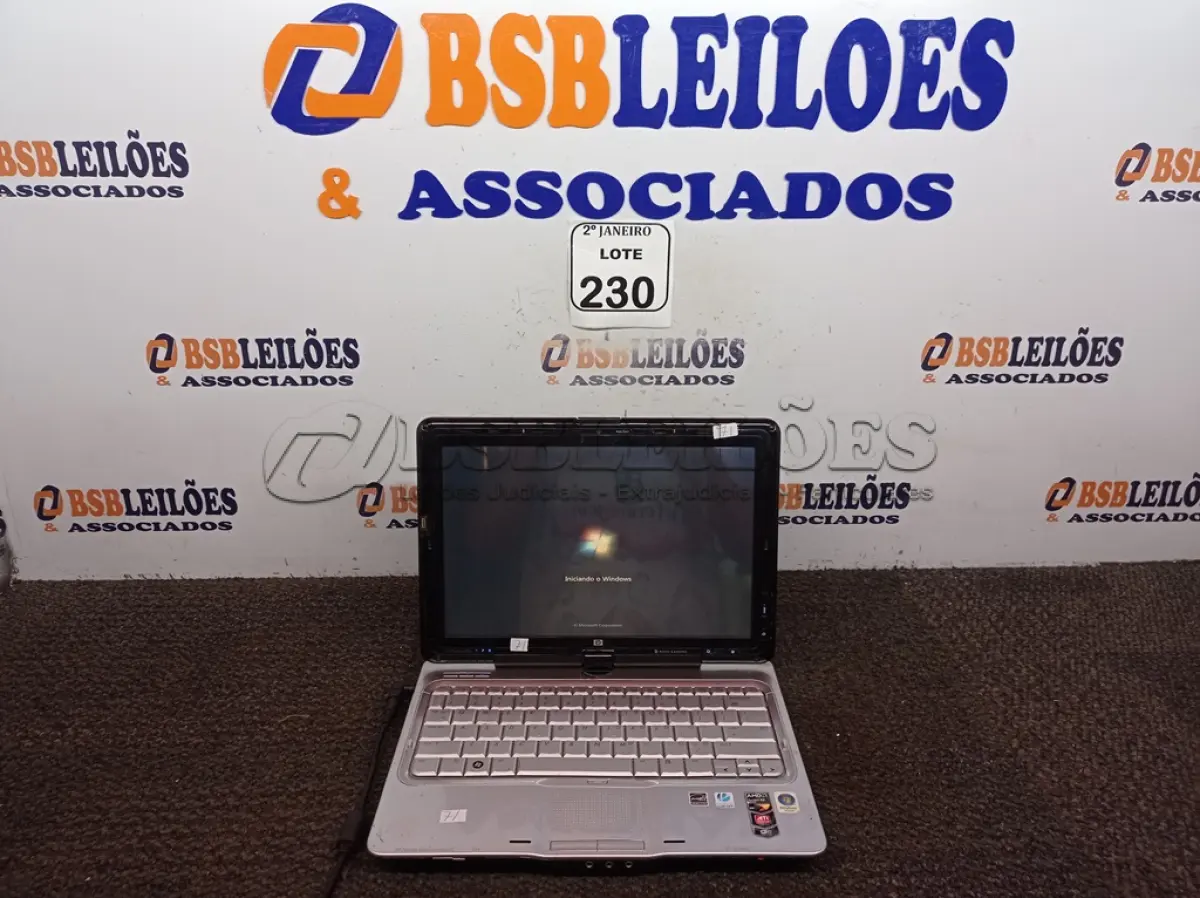 LOTE 230 - 01 NOTEBOOK HP S/CARREGADOR. (NO ESTADO) ATENÇÃO! FAZER A VISITAÇÃO ANTES DE ARREMATAR, NÃO SABEMOS SE FUNCIONA. LEILÃO NÃO TEM GARANTIA E NEM DEVOLUÇÃO, SUJEITO A POSSÍVEIS AVARIAS VISÍVEIS/OCULTAS E/OU AUSÊNCIA DE COMPONENTES.