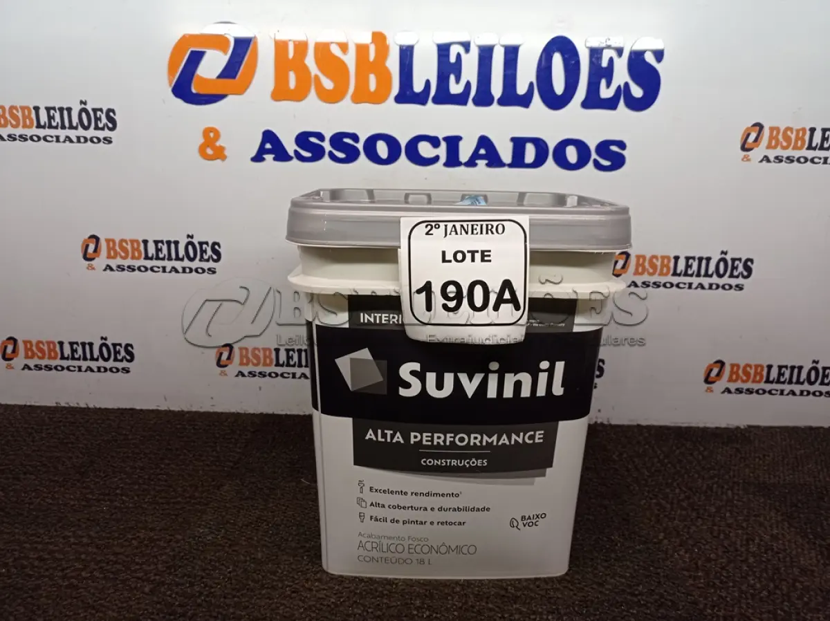 LOTE 190 - 01 BALDE DE TINTA SUVINIL INTERIORES ACRÍLICO FOSCO 18L NA COR FOSCO BRANCO. VENCIMENTO 10/2027 (NOVO)(NO ESTADO) ATENÇÃO! FAZER A VISITAÇÃO ANTES DE ARREMATAR, NÃO SABEMOS SE FUNCIONA. LEILÃO NÃO TEM GARANTIA E NEM DEVOLUÇÃO, SUJEITO A POSSÍVEIS AVARIAS VISÍVEIS/OCULTAS E/OU AUSÊNCIA DE COMPONENTES.