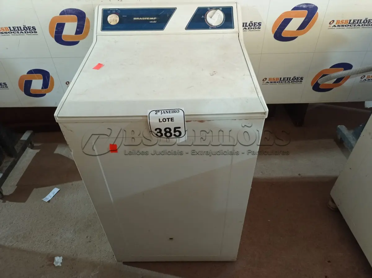 LOTE 385 - 01 MÁQUINA DE LAVAR MARCA BRASTEMP 10KG 110V. (NO ESTADO) ATENÇÃO! FAZER A VISITAÇÃO ANTES DE ARREMATAR, NÃO SABEMOS SE FUNCIONA. LEILÃO NÃO TEM GARANTIA E NEM DEVOLUÇÃO, SUJEITO A POSSÍVEIS AVARIAS VISÍVEIS/OCULTAS E/OU AUSÊNCIA DE COMPONENTES.