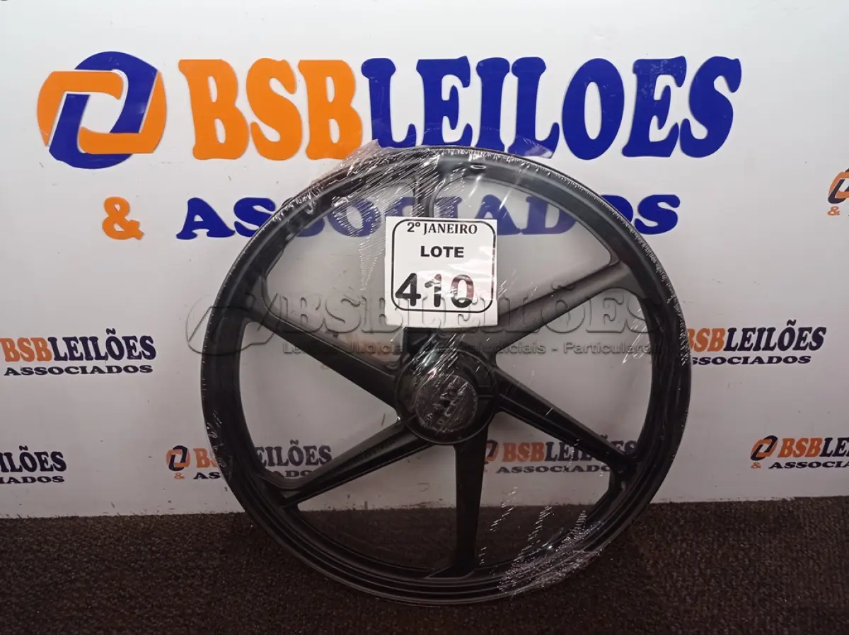 LOTE 410 - 01 RODA P/MOTO CG ARO “17 PARA QUALQUER CG (NOVO). (NO ESTADO) ATENÇÃO! FAZER A VISITAÇÃO ANTES DE ARREMATAR, NÃO SABEMOS SE FUNCIONA. LEILÃO NÃO TEM GARANTIA E NEM DEVOLUÇÃO, SUJEITO A POSSÍVEIS AVARIAS VISÍVEIS/OCULTAS E/OU AUSÊNCIA DE COMPONENTES.