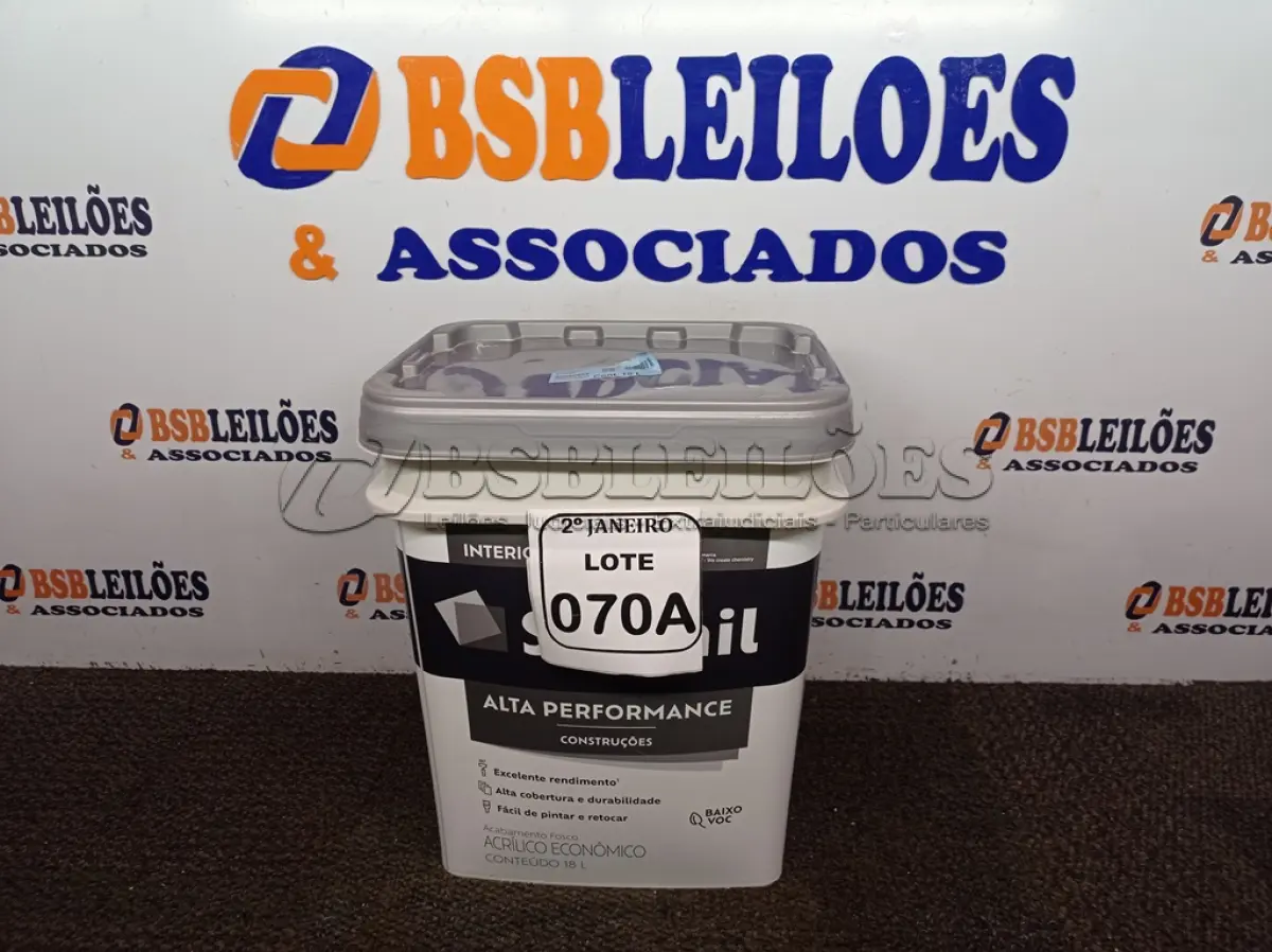 LOTE 070 - 01 BALDE DE TINTA SUVINIL INTERIORES ACRÍLICO FOSCO 18L NA COR FOSCO BRANCO. VENCIMENTO 10/2027 (NOVO)(NO ESTADO) ATENÇÃO! FAZER A VISITAÇÃO ANTES DE ARREMATAR, NÃO SABEMOS SE FUNCIONA. LEILÃO NÃO TEM GARANTIA E NEM DEVOLUÇÃO, SUJEITO A POSSÍVEIS AVARIAS VISÍVEIS/OCULTAS E/OU AUSÊNCIA DE COMPONENTES.