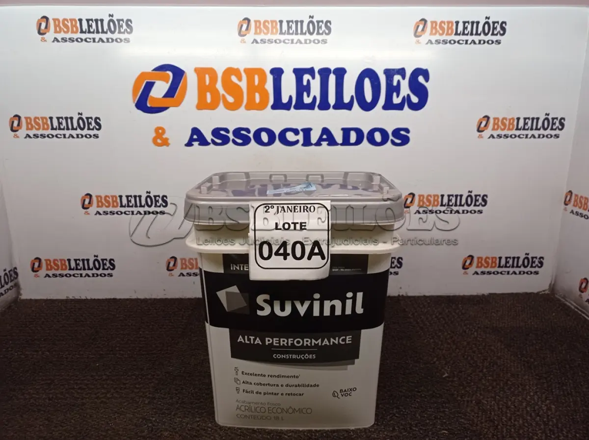 LOTE 040 - 01 BALDE DE TINTA SUVINIL INTERIORES ACRÍLICO FOSCO 18L NA COR FOSCO BRANCO. VENCIMENTO 10/2027 (NOVO)(NO ESTADO) ATENÇÃO! FAZER A VISITAÇÃO ANTES DE ARREMATAR, NÃO SABEMOS SE FUNCIONA. LEILÃO NÃO TEM GARANTIA E NEM DEVOLUÇÃO, SUJEITO A POSSÍVEIS AVARIAS VISÍVEIS/OCULTAS E/OU AUSÊNCIA DE COMPONENTES.