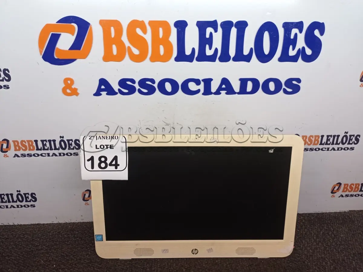LOTE 184 - 01 ALL IN ONE MARCA HP P/RETIRA DE PEÇAS. (NO ESTADO) ATENÇÃO! FAZER A VISITAÇÃO ANTES DE ARREMATAR, NÃO SABEMOS SE FUNCIONA. LEILÃO NÃO TEM GARANTIA E NEM DEVOLUÇÃO, SUJEITO A POSSÍVEIS AVARIAS VISÍVEIS/OCULTAS E/OU AUSÊNCIA DE COMPONENTES.