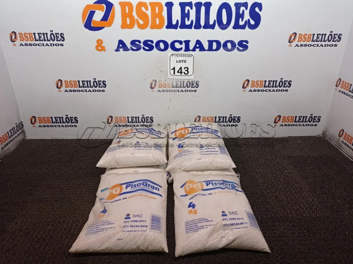 LOTE 143 - 06 PACOTES DE GRANITINA/08 PARA GRAFIADO COM 4KG CADA. (NO ESTADO) ATENÇÃO! FAZER A VISITAÇÃO ANTES DE ARREMATAR, NÃO SABEMOS SE FUNCIONA. LEILÃO NÃO TEM GARANTIA E NEM DEVOLUÇÃO, SUJEITO A POSSÍVEIS AVARIAS VISÍVEIS/OCULTAS E/OU AUSÊNCIA DE COMPONENTES.