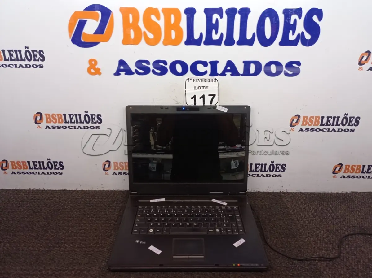 LOTE 117 - 01 NOTEBOOK MARCA ITAUTEC MODELO W7655SS SEM FONTE. (NO ESTADO) ATENÇÃO! FAZER A VISITAÇÃO ANTES DE ARREMATAR, NÃO SABEMOS SE FUNCIONA. LEILÃO NÃO TEM GARANTIA E NEM DEVOLUÇÃO, SUJEITO A POSSÍVEIS AVARIAS VISÍVEIS/OCULTAS E/OU AUSÊNCIA DE COMPONENTES.