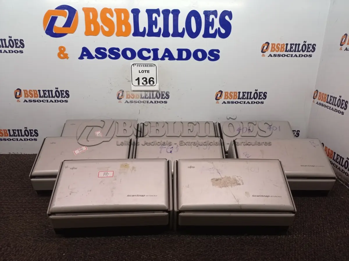 LOTE 136 - 08 SCANNER’S MARCA FUJITSU SEM FONTE. (NO ESTADO) ATENÇÃO! FAZER A VISITAÇÃO ANTES DE ARREMATAR, NÃO SABEMOS SE FUNCIONA. LEILÃO NÃO TEM GARANTIA E NEM DEVOLUÇÃO, SUJEITO A POSSÍVEIS AVARIAS VISÍVEIS/OCULTAS E/OU AUSÊNCIA DE COMPONENTES.