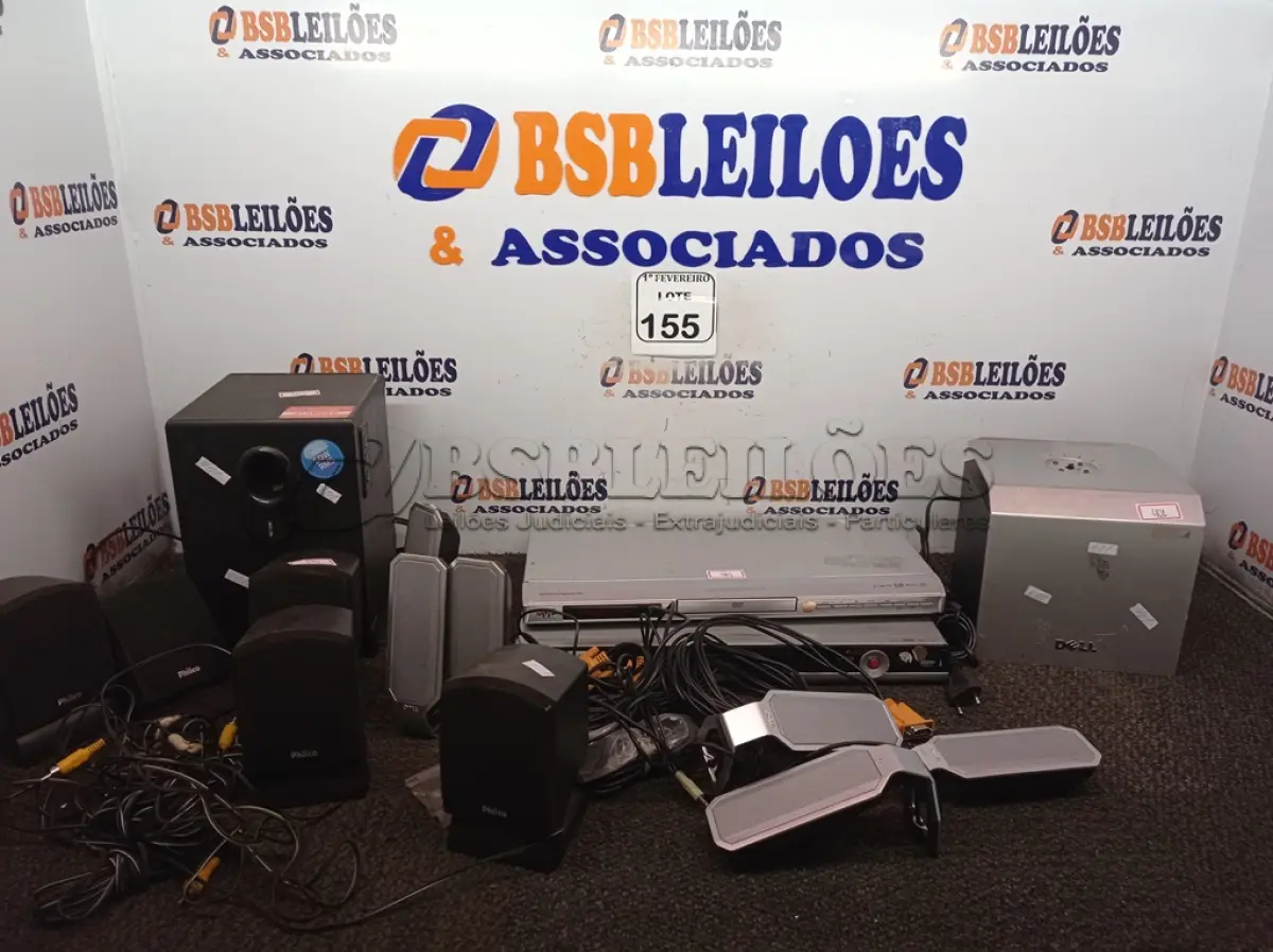 LOTE 155 - 02 HOMES THEATHER COM AVARIAS. (NO ESTADO) ATENÇÃO! FAZER A VISITAÇÃO ANTES DE ARREMATAR, NÃO SABEMOS SE FUNCIONA. LEILÃO NÃO TEM GARANTIA E NEM DEVOLUÇÃO, SUJEITO A POSSÍVEIS AVARIAS VISÍVEIS/OCULTAS E/OU AUSÊNCIA DE COMPONENTES.