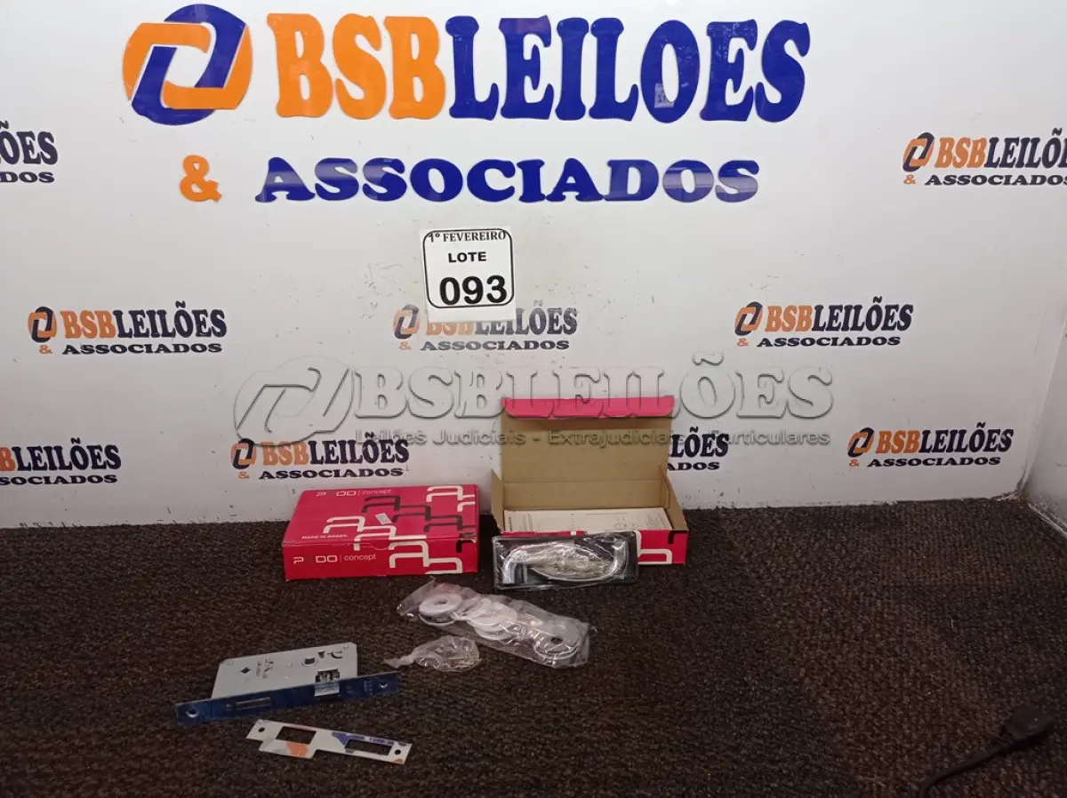 LOTE 093 - 02 FECHADURAS MARCA PADO. (NOVO)(NO ESTADO) ATENÇÃO! FAZER A VISITAÇÃO ANTES DE ARREMATAR, NÃO SABEMOS SE FUNCIONA. LEILÃO NÃO TEM GARANTIA E NEM DEVOLUÇÃO, SUJEITO A POSSÍVEIS AVARIAS VISÍVEIS/OCULTAS E/OU AUSÊNCIA DE COMPONENTES.