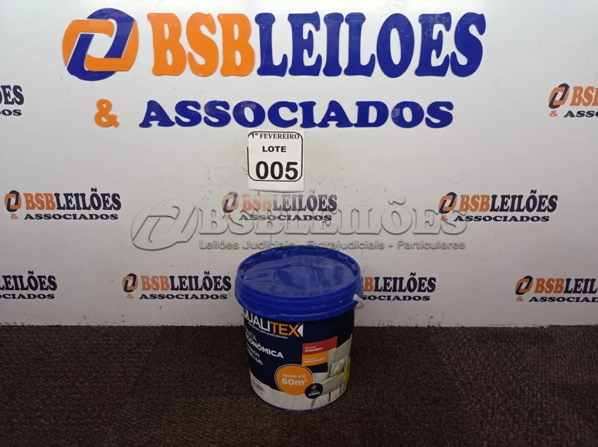 LOTE 005 - 01 GALÃO DE TINTA PARA INTERIOR 3,6L COR AREIA MARCA QUALITEX. (NOVO) (NO ESTADO) ATENÇÃO! FAZER A VISITAÇÃO ANTES DE ARREMATAR, NÃO SABEMOS SE FUNCIONA. LEILÃO NÃO TEM GARANTIA E NEM DEVOLUÇÃO, SUJEITO A POSSÍVEIS AVARIAS VISÍVEIS/OCULTAS E/OU AUSÊNCIA DE COMPONENTES.