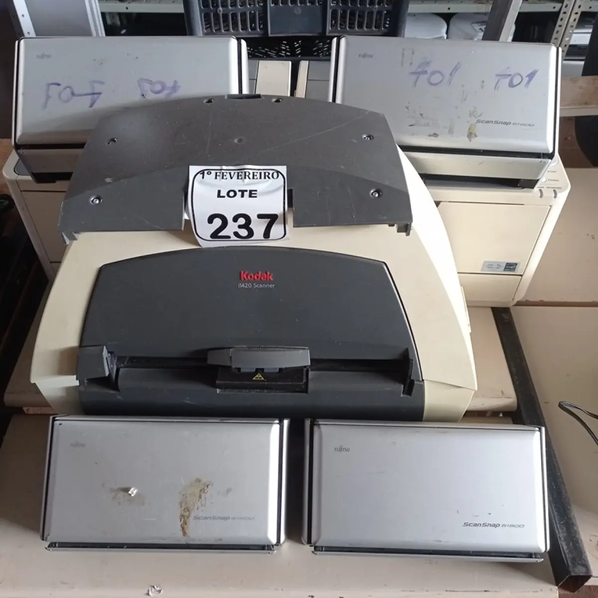 LOTE 237