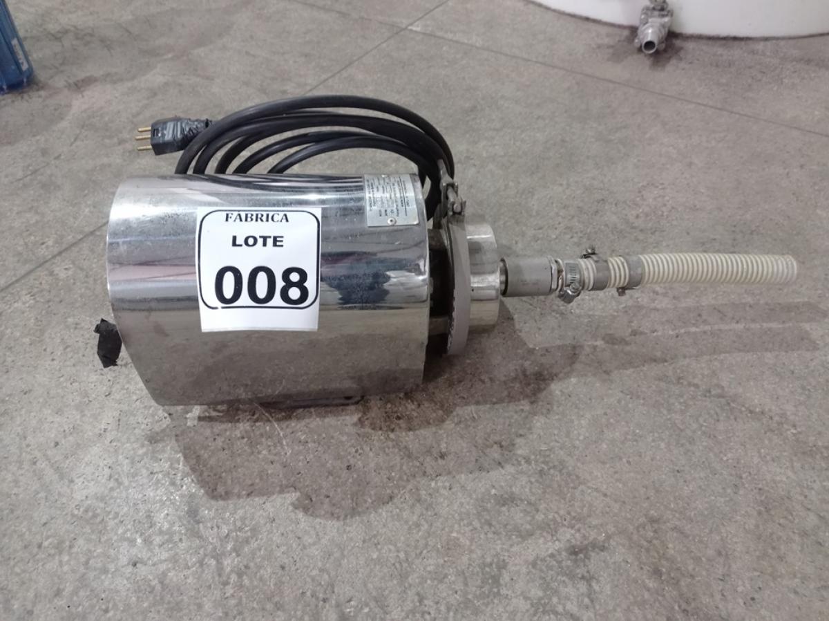 01 BOMBA ALIMENTÍCIA SANITÁRIAS EM INOX 304 05CV ,2500LITROS /HORA INDUPROPIL. (NO ESTADO) ATENÇÃO! FAZER A VISITAÇÃO ANTES DE ARREMATAR, NÃO SABEMOS SE FUNCIONA. LEILÃO NÃO TEM GARANTIA E NEM DEVOLUÇÃO, SUJEITO A POSSÍVEIS AVARIAS VISÍVEIS/OCULTAS E/OU AUSÊNCIA DE COMPONENTES.