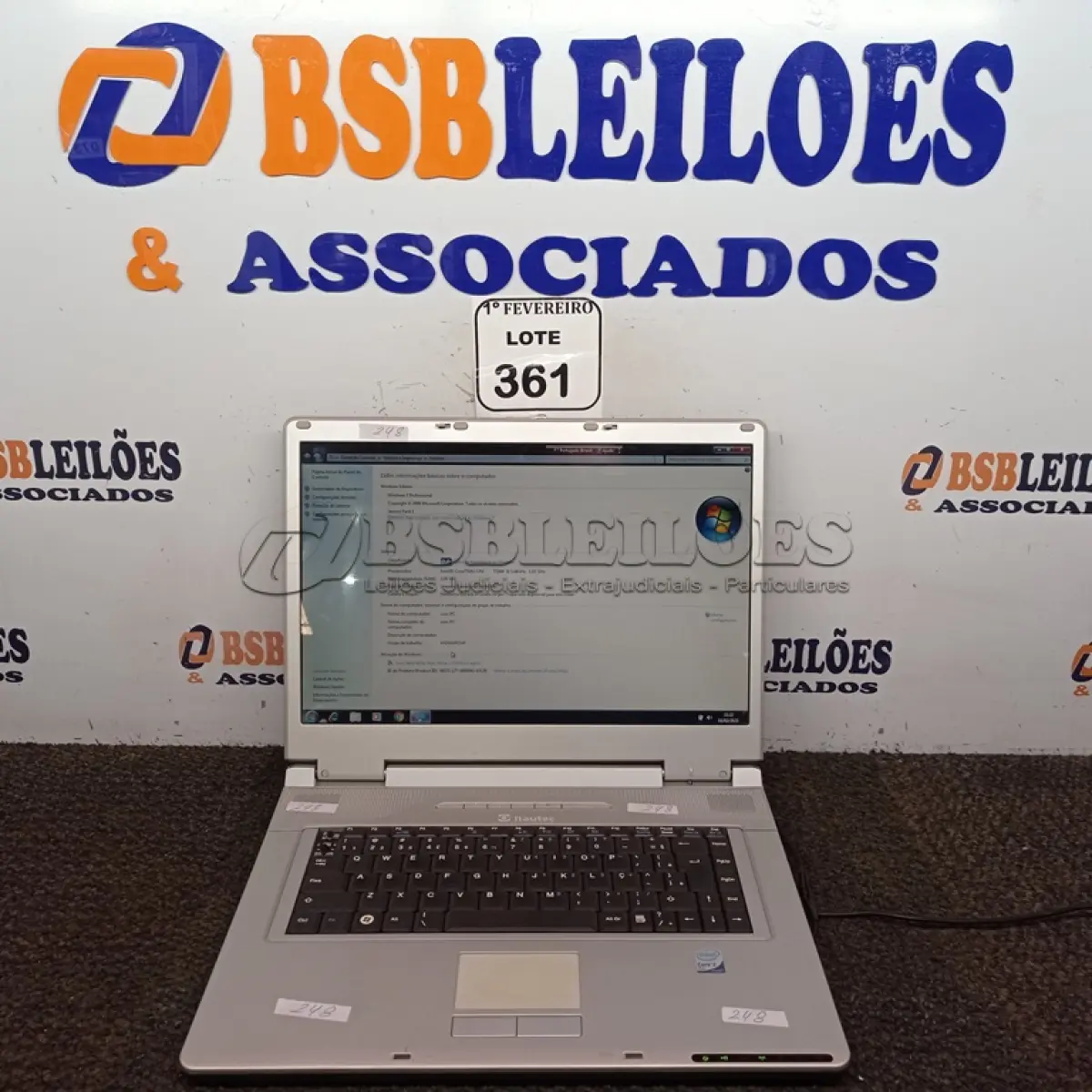 LOTE 361 - 01 NOTEBOOK ITAUTEC SEM FONTE. (NO ESTADO) ATENÇÃO! FAZER A VISITAÇÃO ANTES DE ARREMATAR, NÃO SABEMOS SE FUNCIONA. LEILÃO NÃO TEM GARANTIA E NEM DEVOLUÇÃO, SUJEITO A POSSÍVEIS AVARIAS VISÍVEIS/OCULTAS E/OU AUSÊNCIA DE COMPONENTES.
